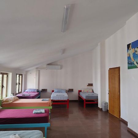 Tias Hostel Shkoder Bagian luar foto