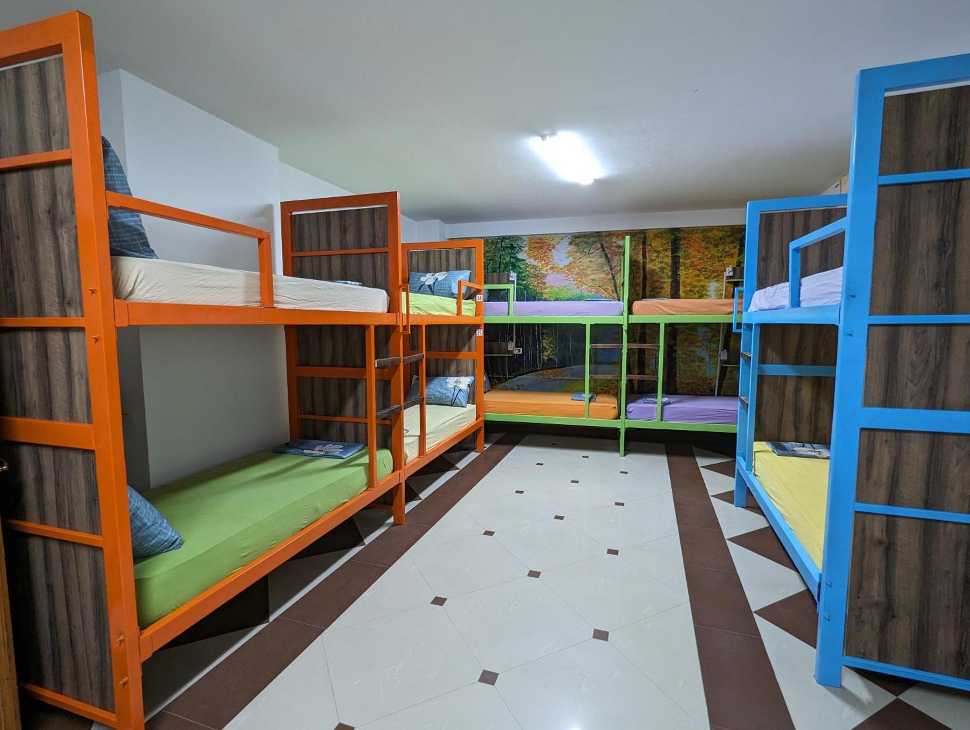 Tias Hostel Shkoder Bagian luar foto