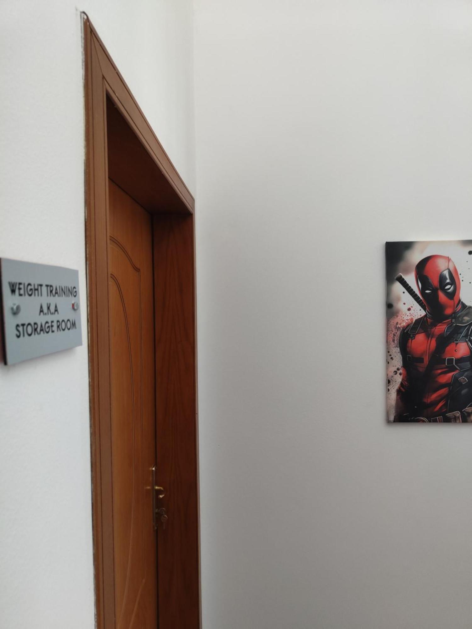 Tias Hostel Shkoder Bagian luar foto