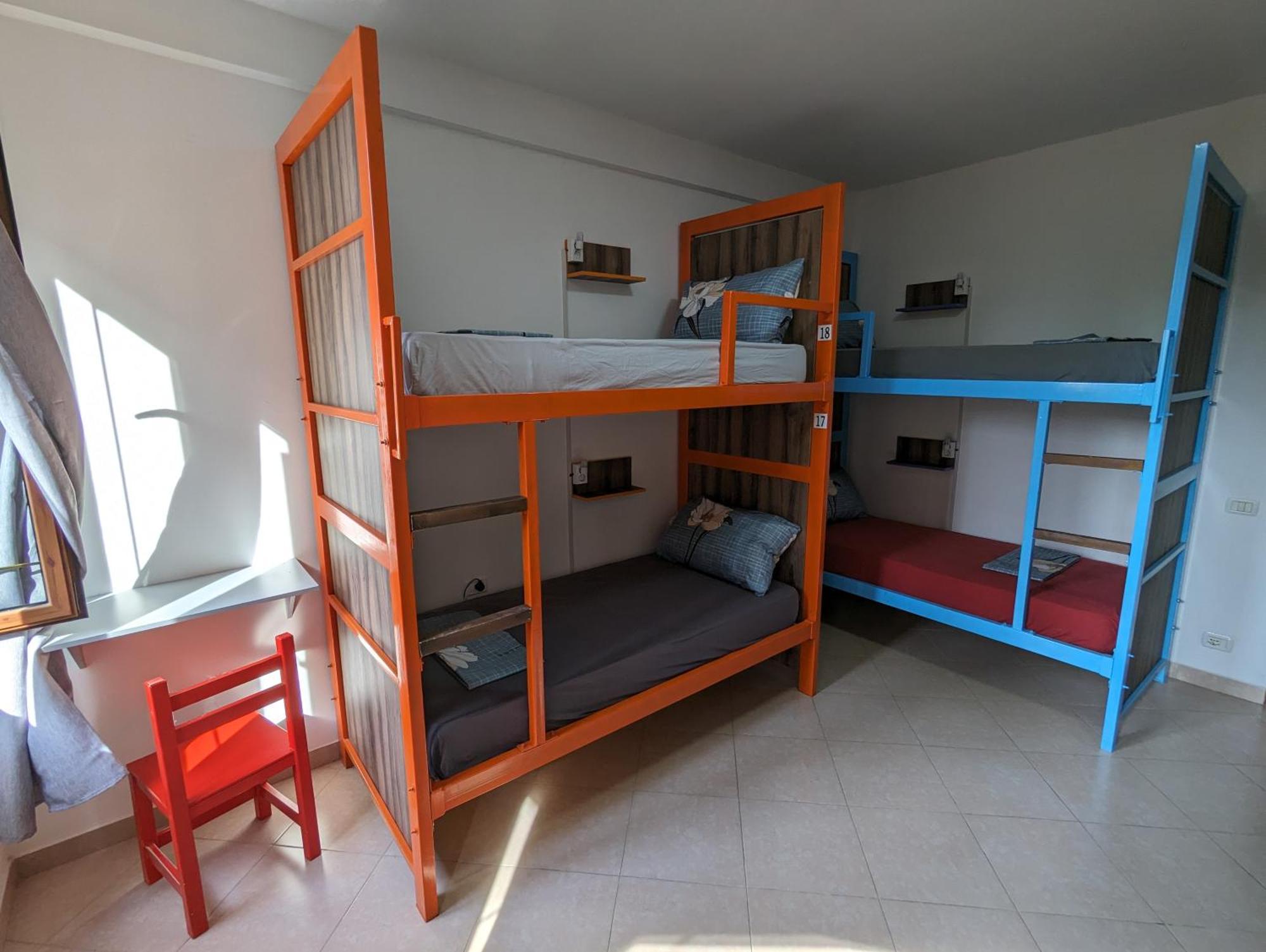 Tias Hostel Shkoder Bagian luar foto