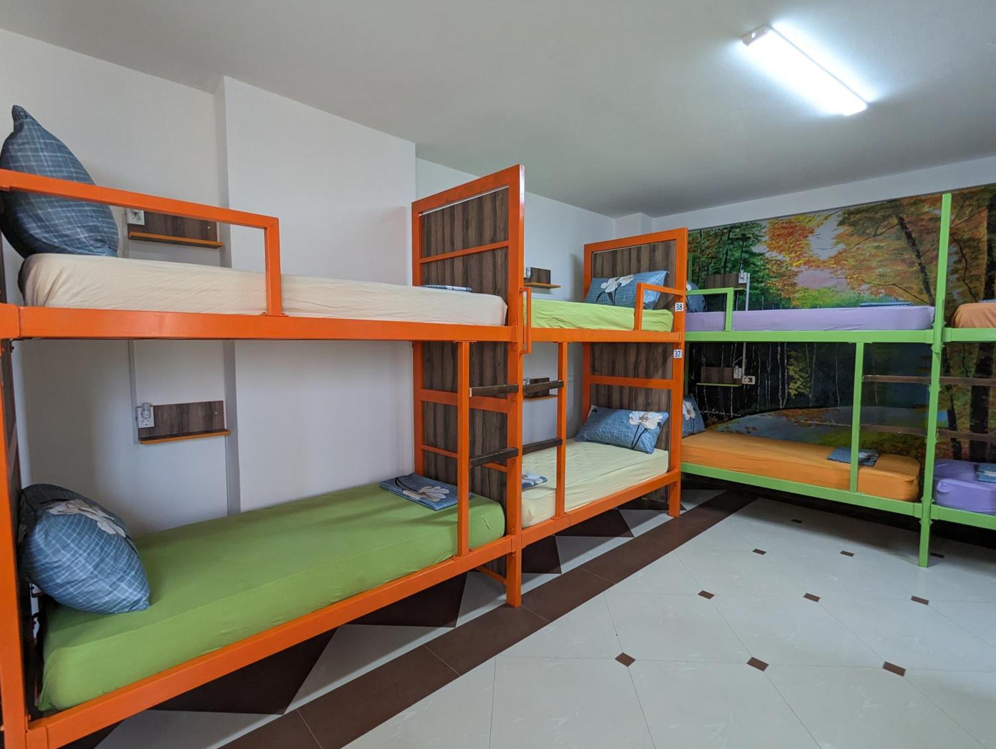Tias Hostel Shkoder Bagian luar foto